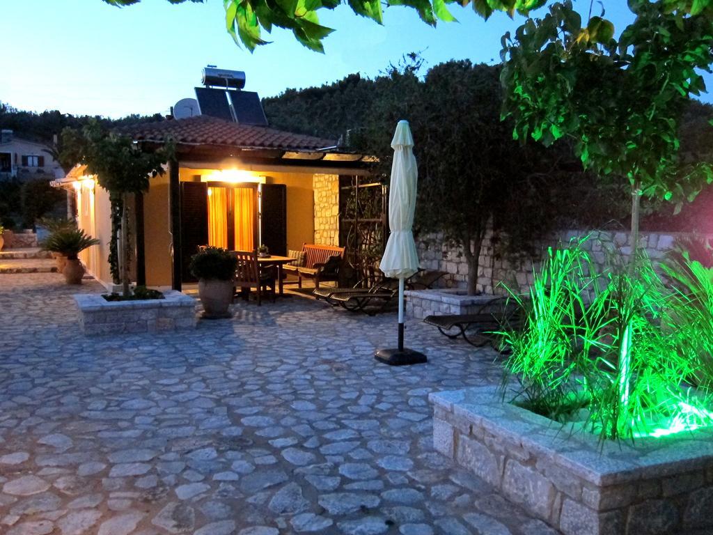 Estia Holiday Gythio Exteriér fotografie